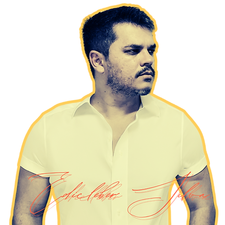 Black White Minimalist Elegant Calligraphy Email Signature.png