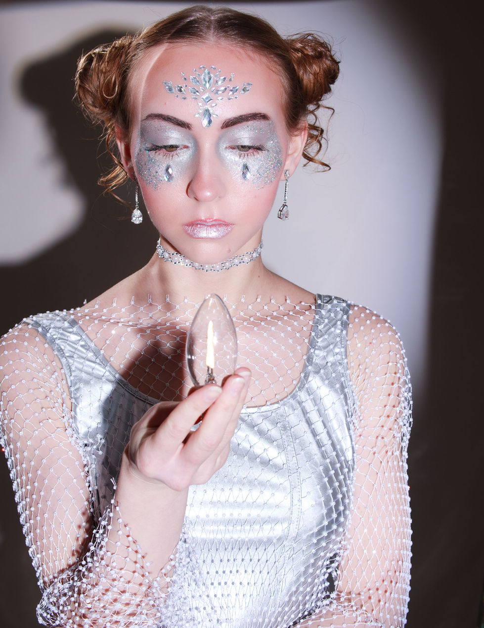 Avant-garde beauty and glamour editorial by Mary Vie