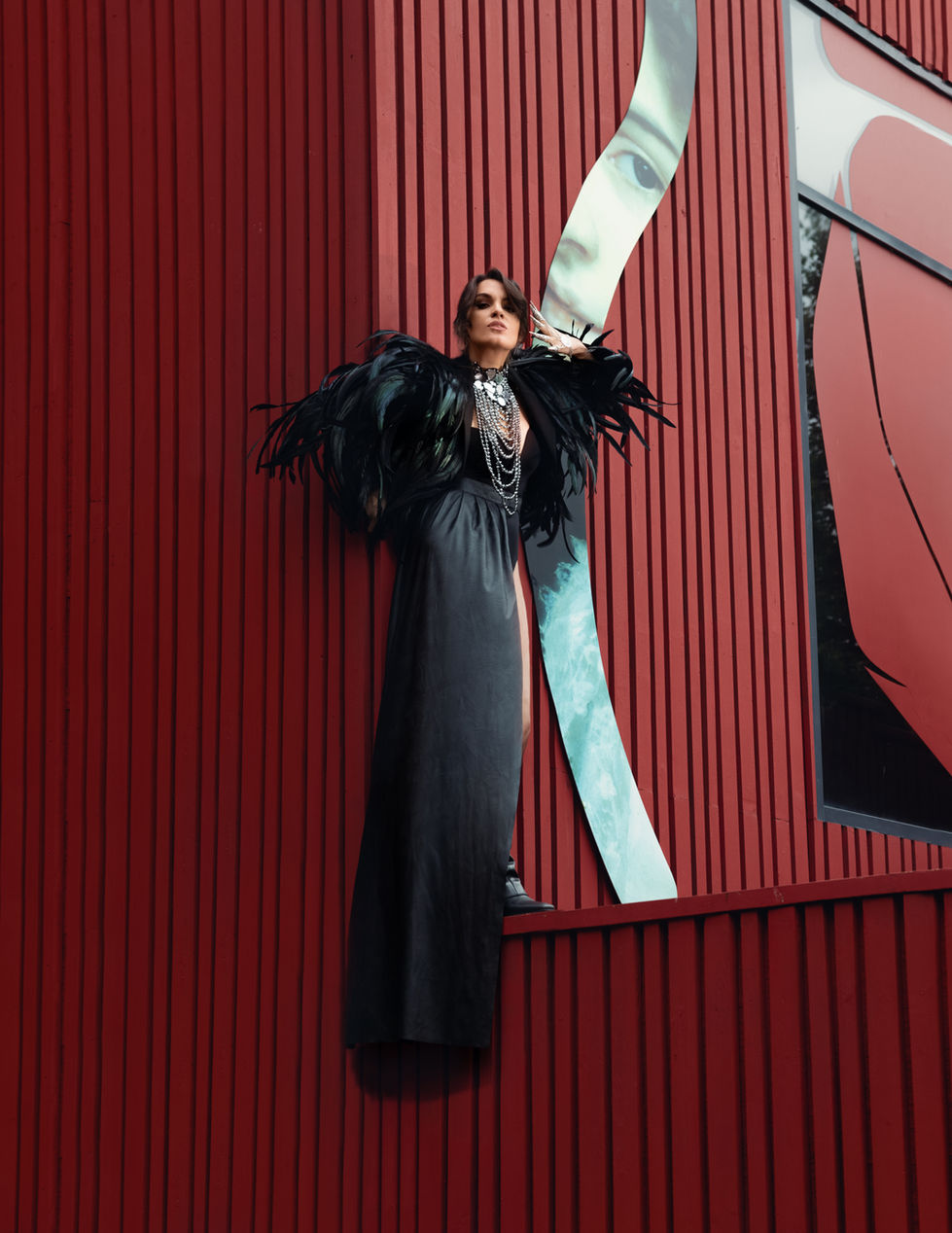 Avant-garde fashion editorial by Stanislav Efimov