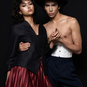 Avant-garde fashion series by Oscar Bueno