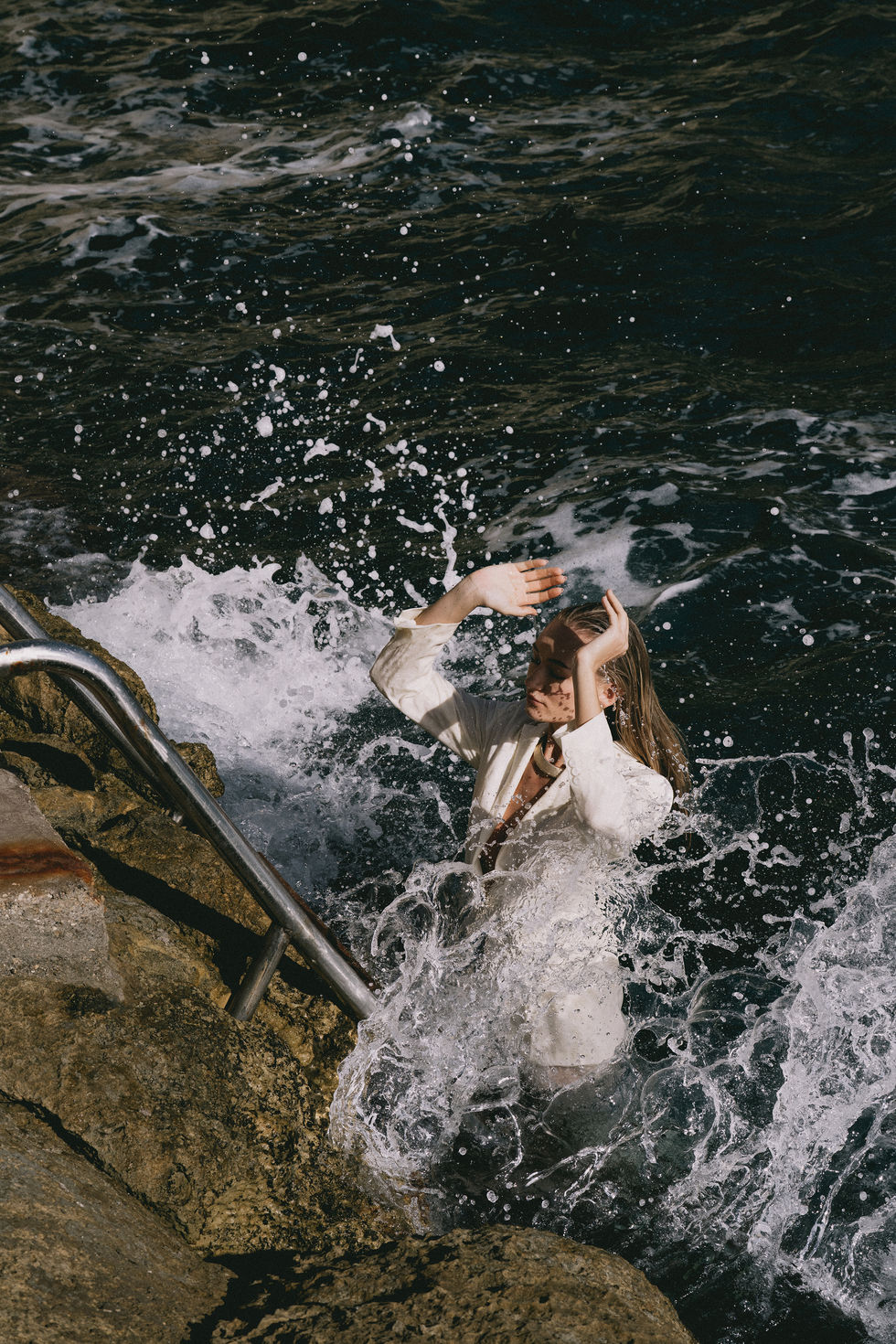 Avant-garde fashion summer editorial by Oscar Bueno