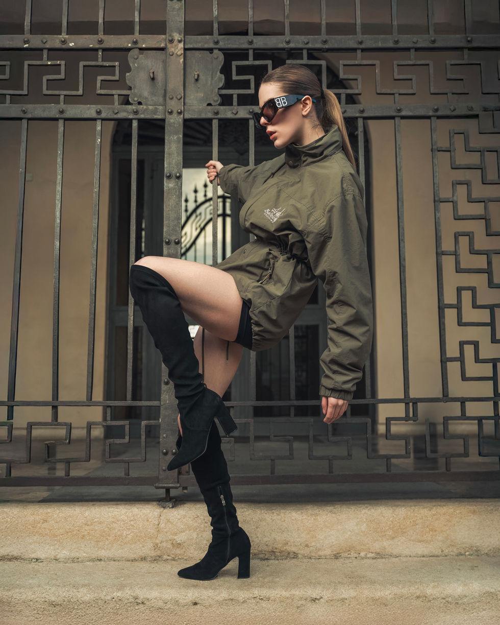 Avant-garde fashion series by Mirko Zuccarello