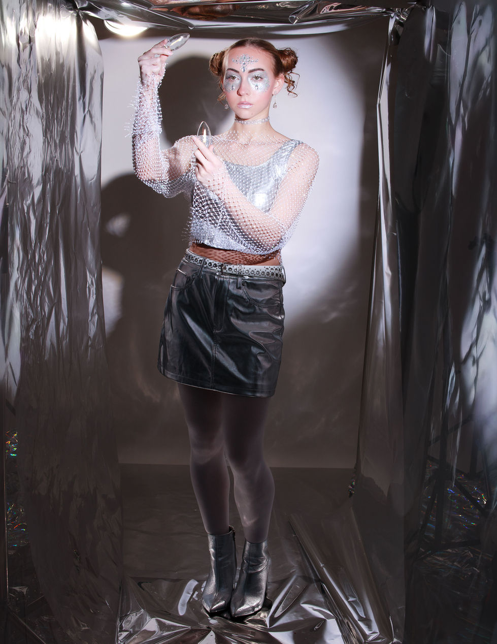Avant-garde beauty and glamour editorial by Mary Vie