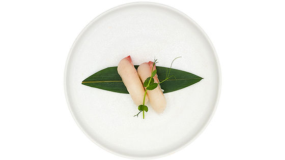 132 NIGIRI HAMACHI