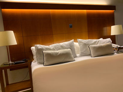 Confira o luxo do quarto do Hotel Urbanica em Buenos Aires