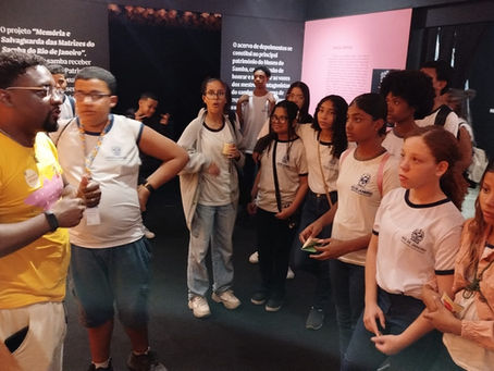 Aberto agendamento para visita guiada de escolas à exposição Samba Nego Miudinho