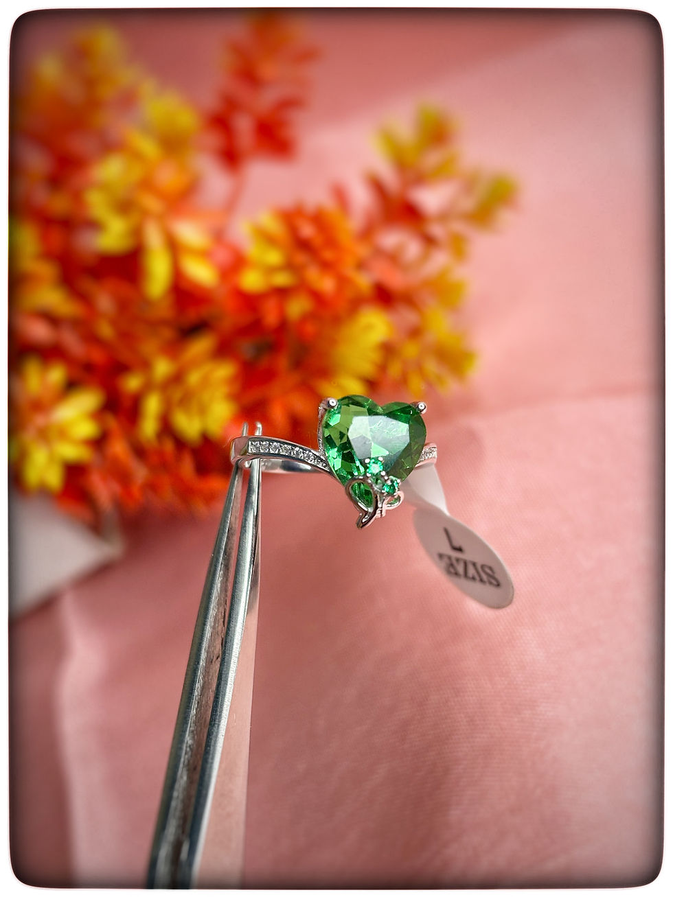 925 Sterling Silver Heart-Cut Green Stone Ring – Size 7 with vibrant green stone and intricate design