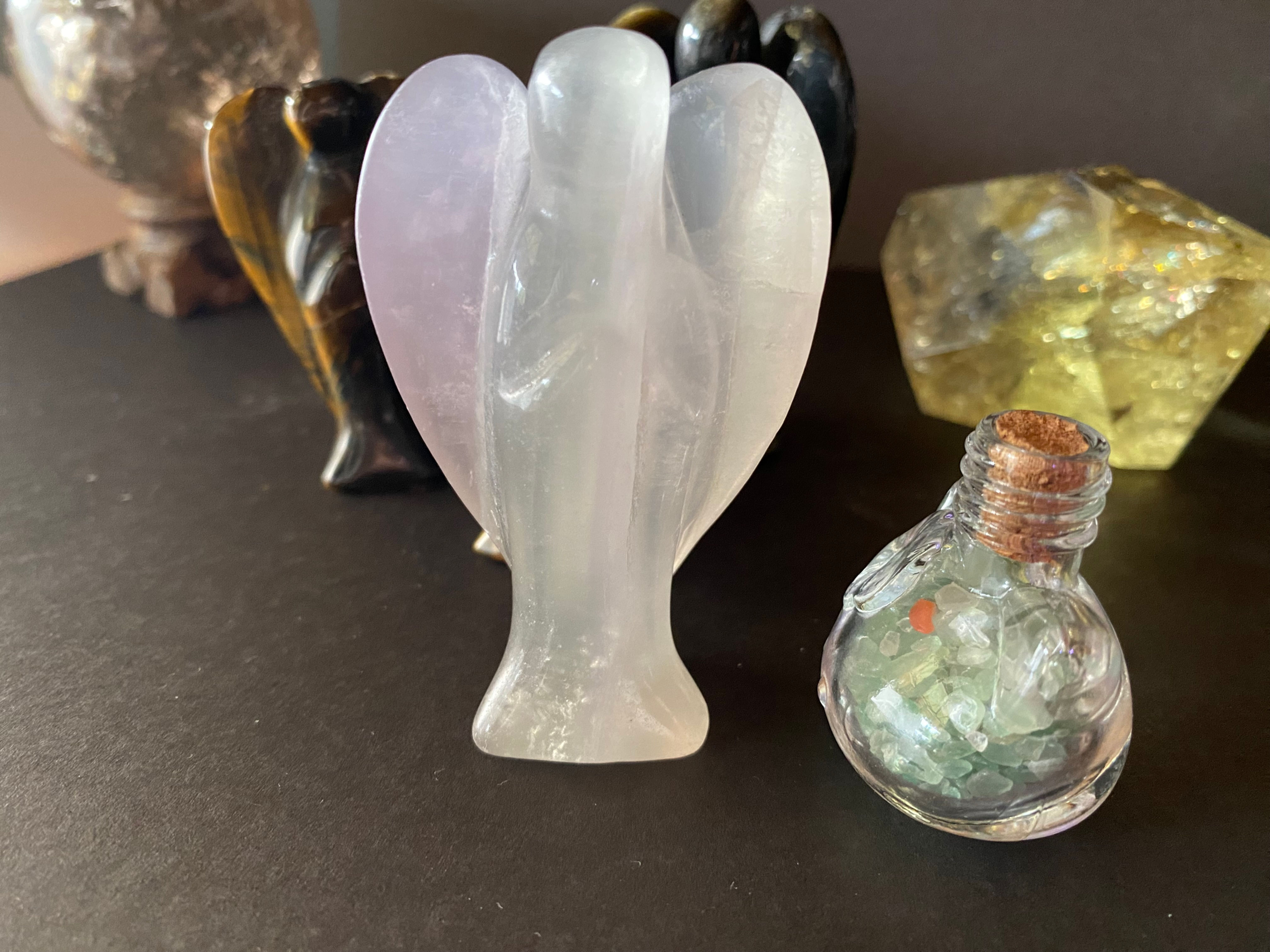 Engel aus verschiedenen Edelstein