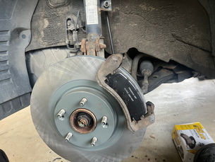 Hyundai Santa Fe Sport Front Brake Pads & Rotors Replacement (Real Job – Murfreesboro, TN)