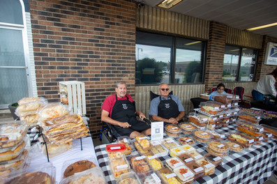 2Buns on the Run baked goods