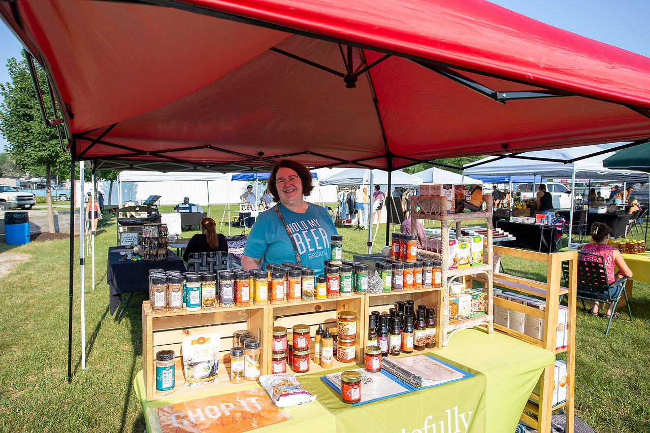 Tastefully Simple with Shelly spices and mixes
