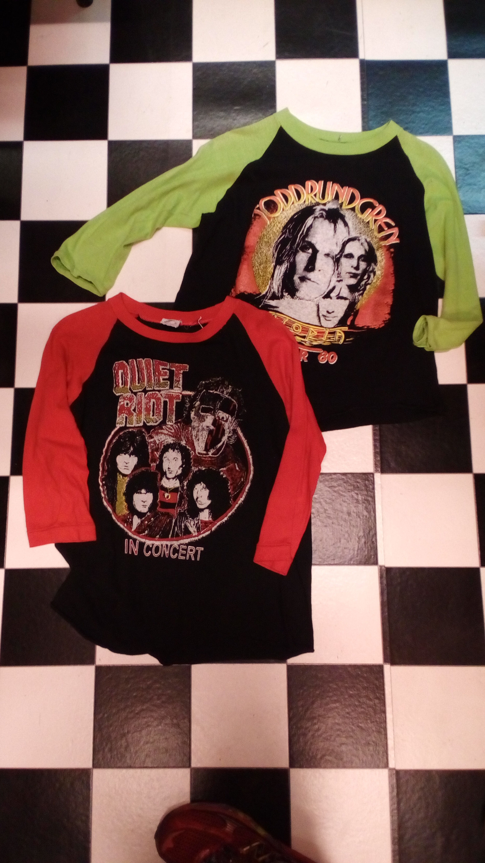 ラグランスリーブ　パキスタン