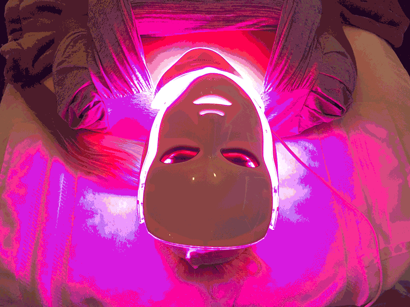 LED-Light-Therapy-Mask-800x600.gif