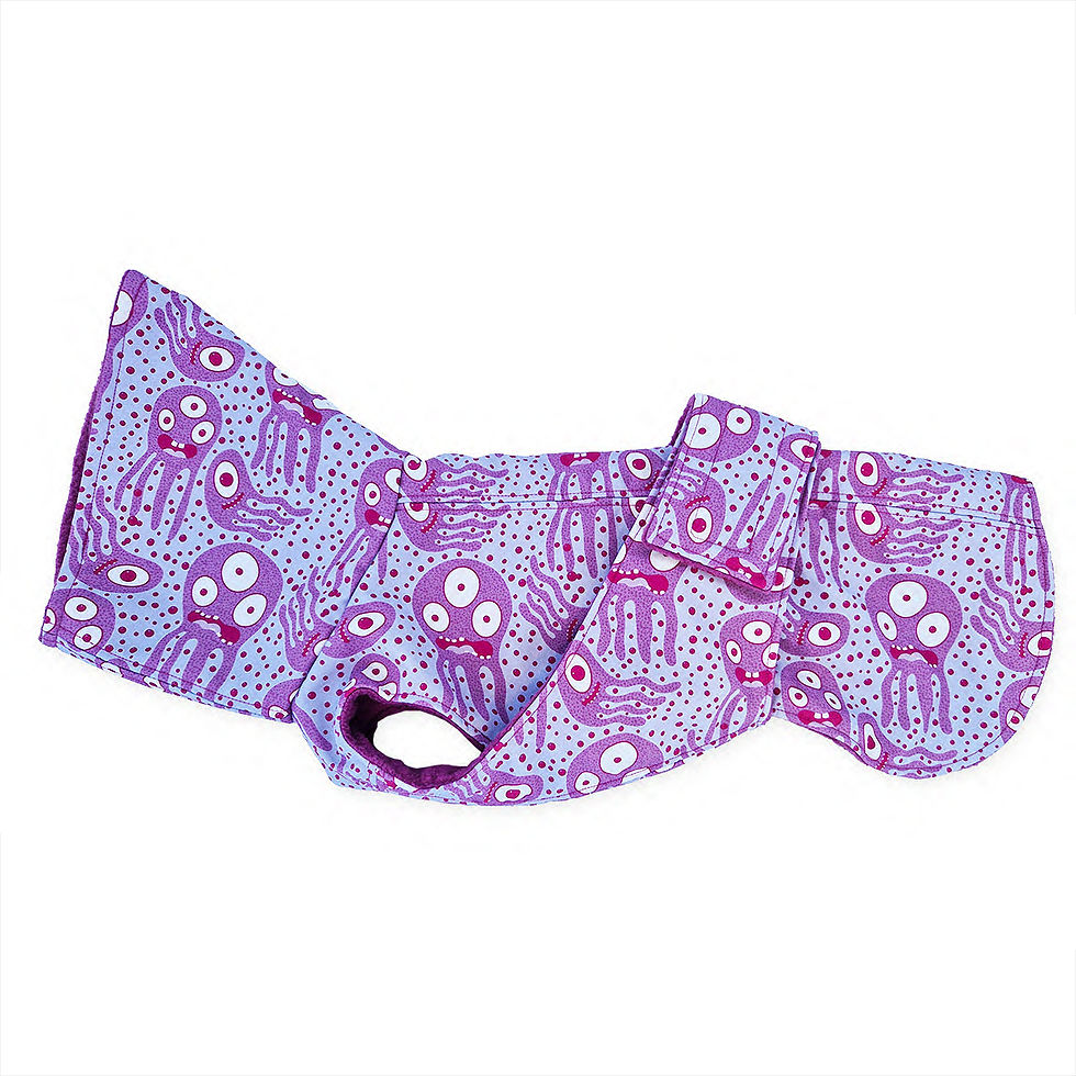 B-M Little Monsters Coat pink max. ruglengte 38 cm