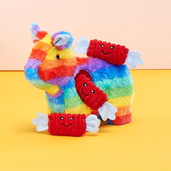 Thumbnail: ZippyPaws Zippy Burrow Pinata met drie rode pluche snoepjes om in te verstoppen
