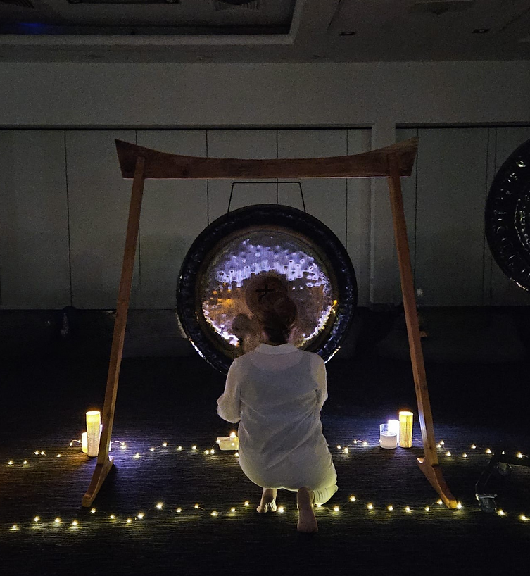 Pauline Speirs, Gong