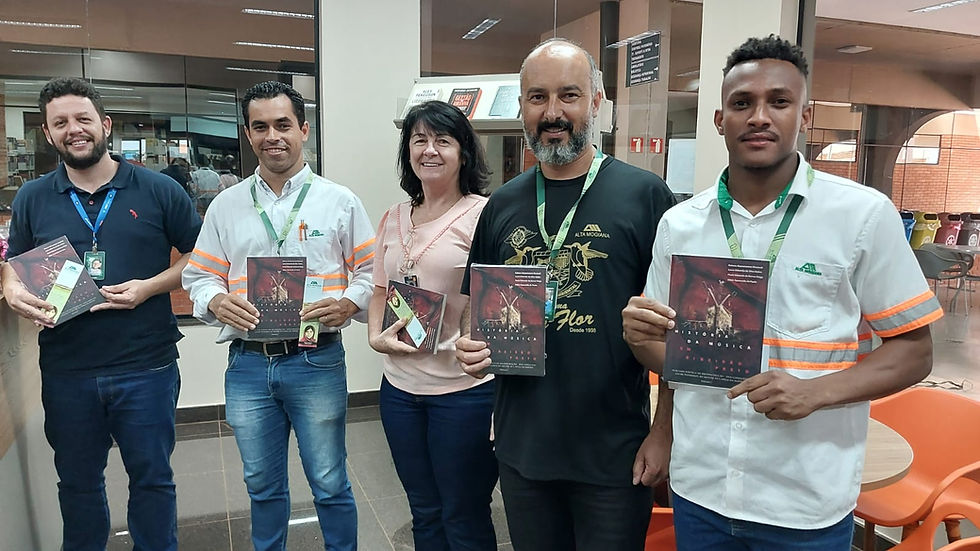 Biblioteca Usina do Saber: 14 Anos de Cultura e Leitura