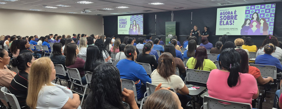 A Usina Alta Mogiana celebra o Dia da Mulher com treinamento de defesa pessoal, palestra sobre saúde mental e confraternização, reafirmando o compromisso com suas colaboradoras. 