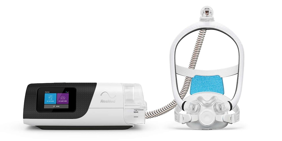 Paparan skrin mesin CPAP menunjukkan tetapan aliran udara untuk terapi tidur.