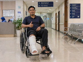 Harga wheelchair dilekatkan pada foldable wheelchair untuk rujukan pelanggan.