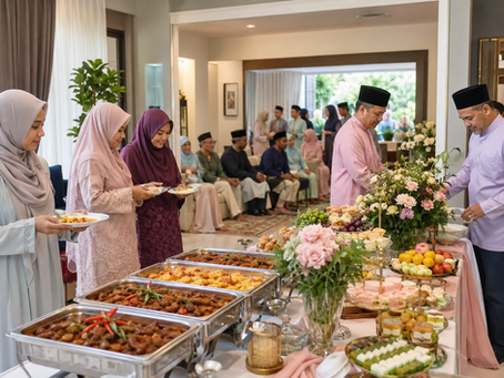 Menu katering untuk jamuan kecil dengan nasi, lauk dan pencuci mulut.