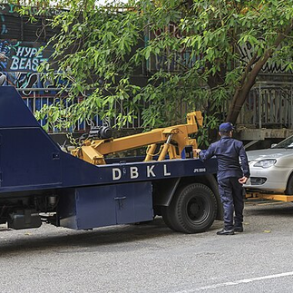 Cheap towing service Penang island