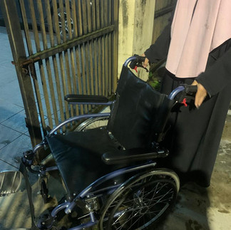 Reclining wheelchair rental Malaysia with full back support