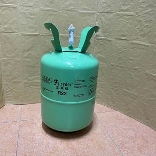 Outdoor compressor unit checked for noise issue in KL