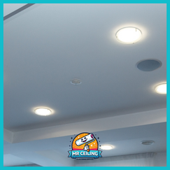 Rekaan siling plaster moden dengan lampu LED terbina dalam