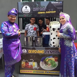 Cendol wedding stall with traditional setup in Klang Valley