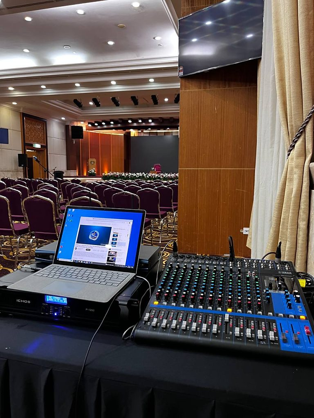 Dual speaker PA system with mixer used at Penang seminar