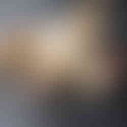 Cawan air barli disusun di barisan bufet di Shah Alam