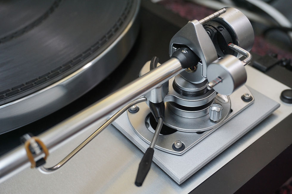 Thumbnail: Thorens TD 160 B MKII (Sold)