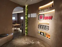JL Studio: Worth Planning a Tour