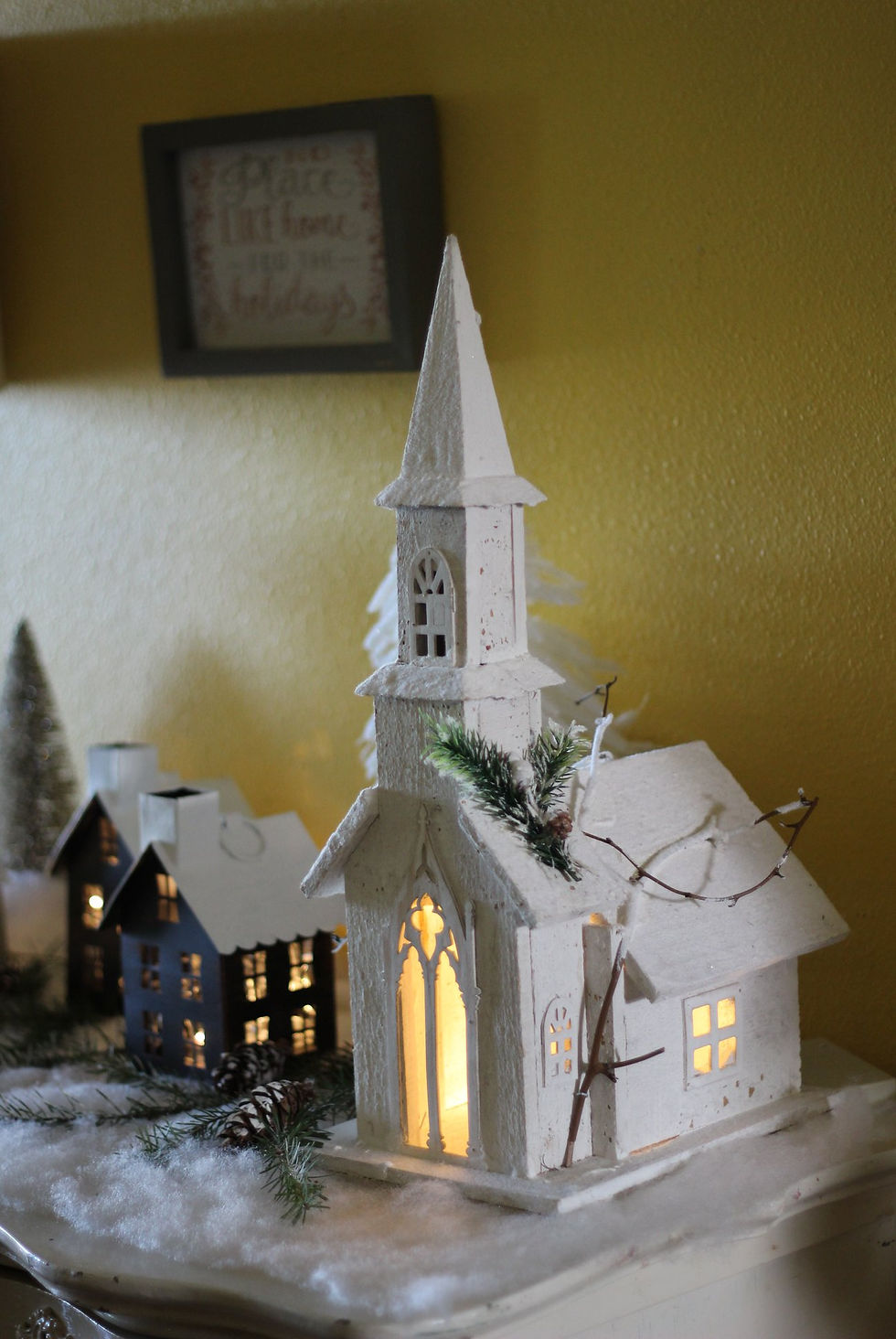 Tiny house christmas decor