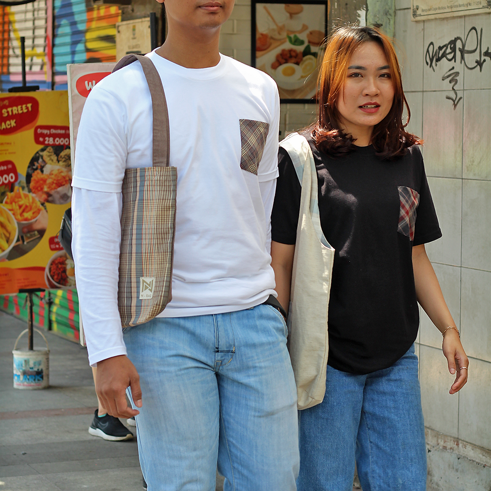 Thumbnail: N-Shirt Unisex - Regular Fit Short Sleeve Pocket T-Shirt Baju Kaos Katun Premium