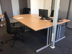 ENERGIE-ET-SERVICE-bureau-EASYSPACE-pieds-C