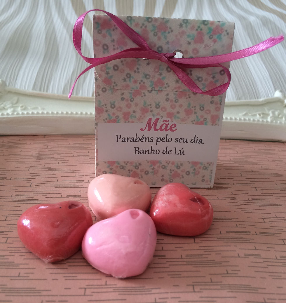 Lembrancinha Dia das Mães mini sabonetes na caixinha