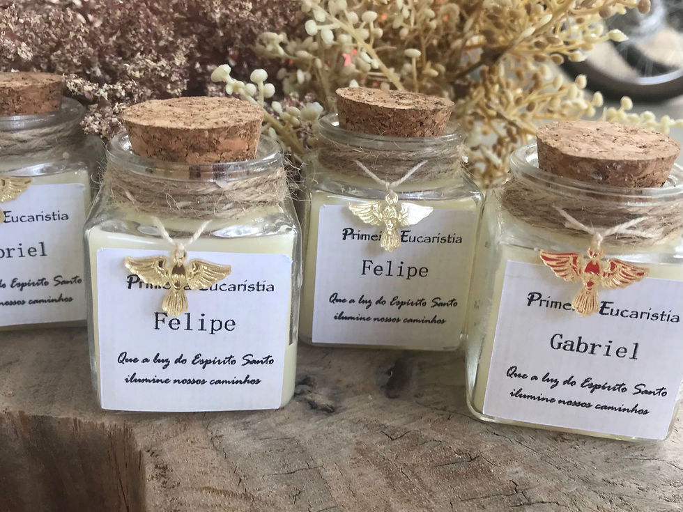 Vela no potinho com tampa rolha e pingente