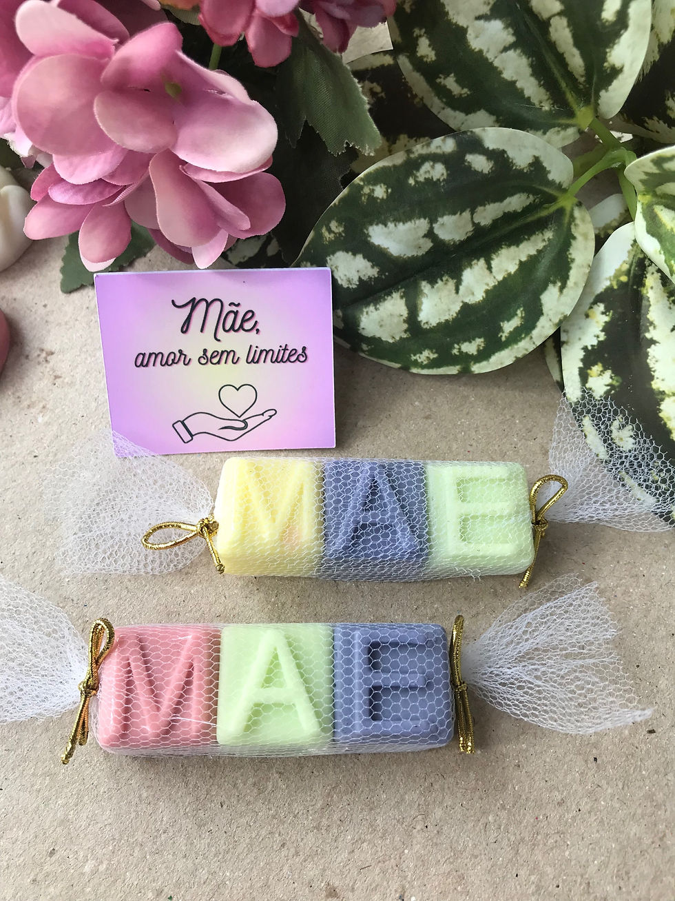 Lembrancinha Sabonete l Mãe no tule com tag