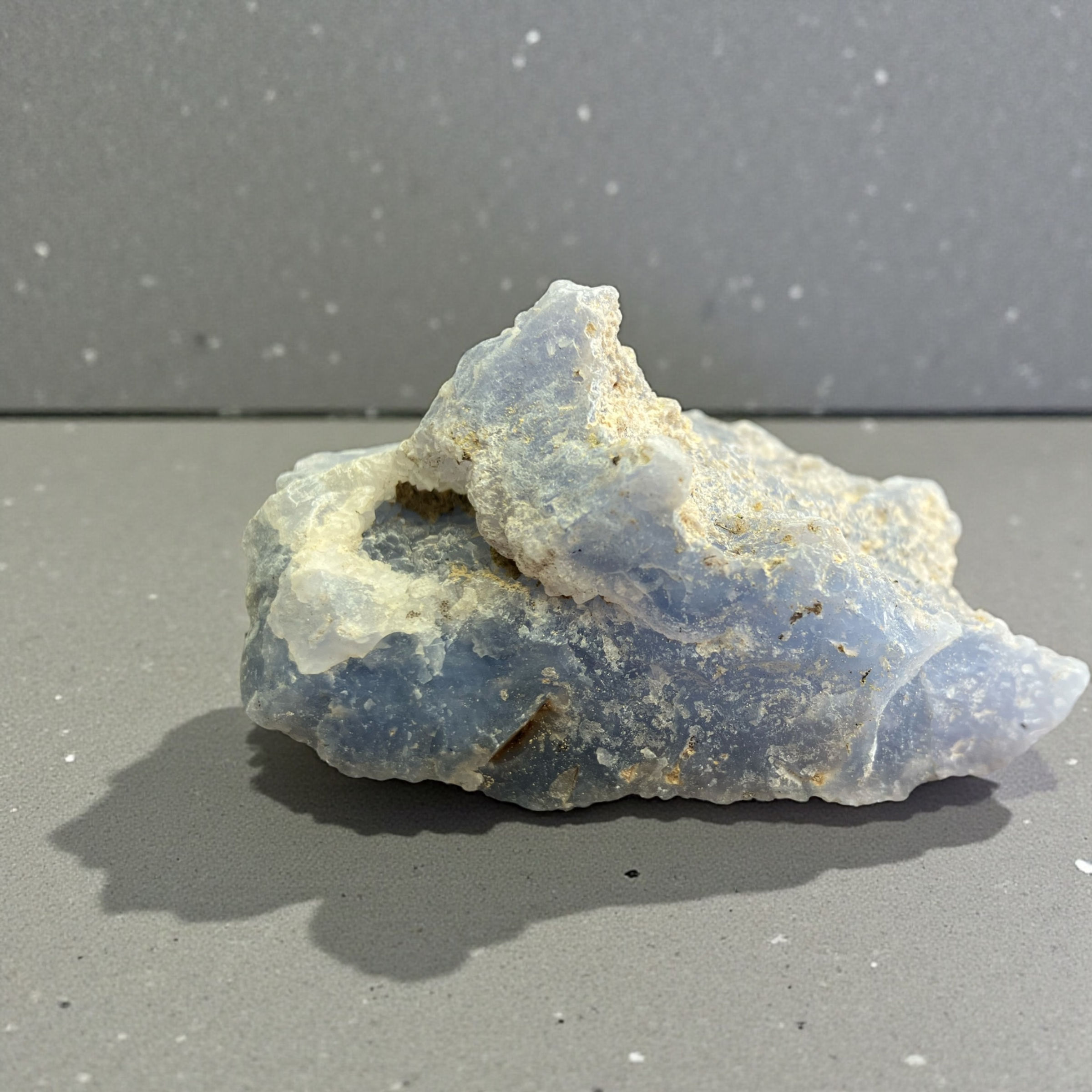 Agate calcédoine bleue – brut – 8x4,5x4,5cm - 112gr. - Trestia, Roumanie CALT4