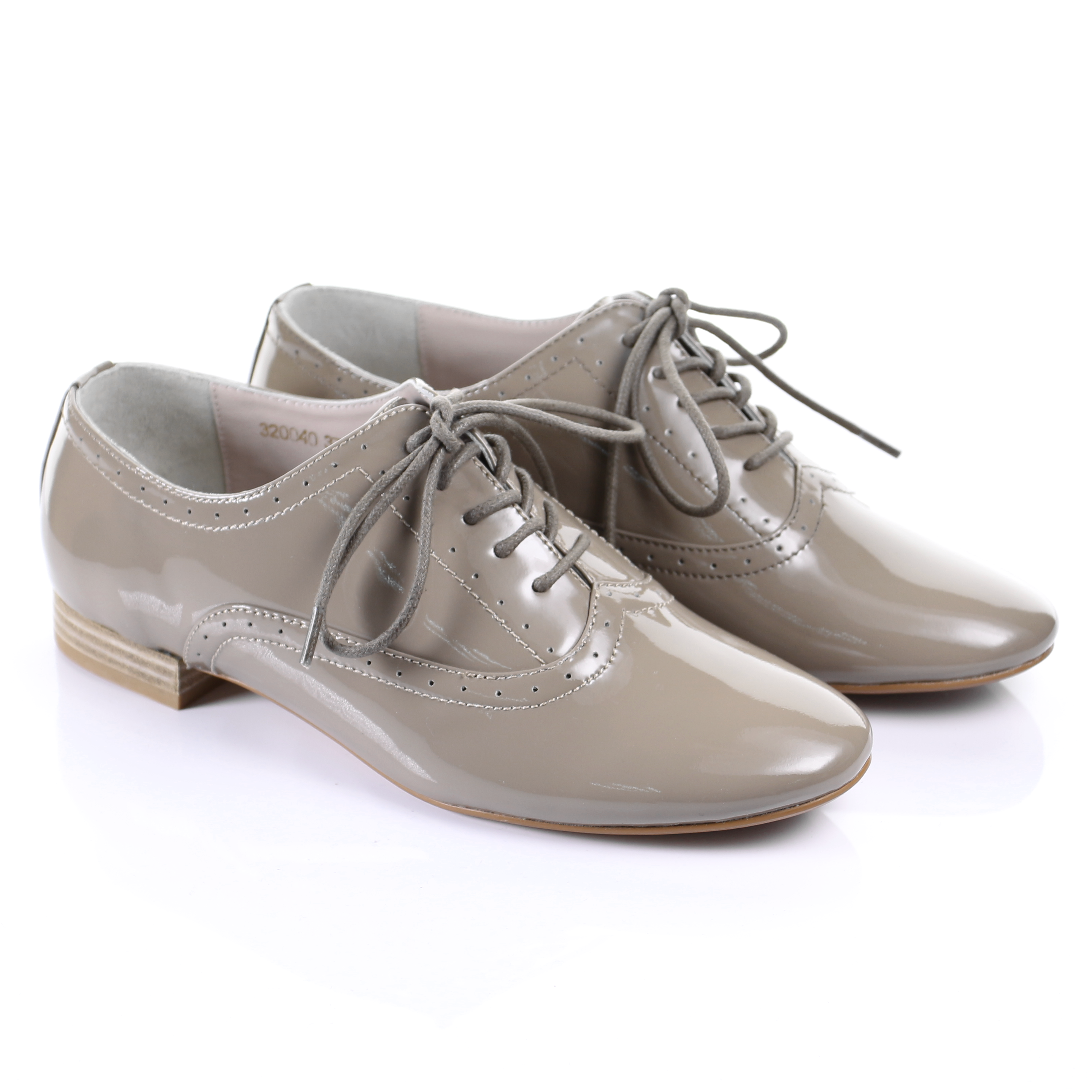Enamel Sheep Leather Lace Up Shoes (Dark Beige)