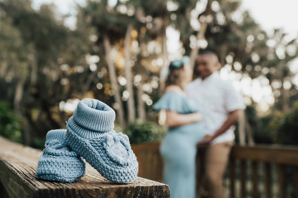 Maternity Photoshoot Poses