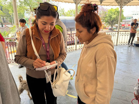 El día de hoy dimos inicio a la Jornada Nacional de Vacunación Antirrábica en el Kiosco Municipal, donde aplicamos las primeras 270 vacunas a nuestros perritos y gatitos, protegiendo su salud y la de