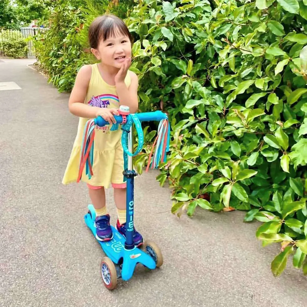 Thumbnail: Micro Scooter Mini Micro Aqua Deluxe w LED Wheels
