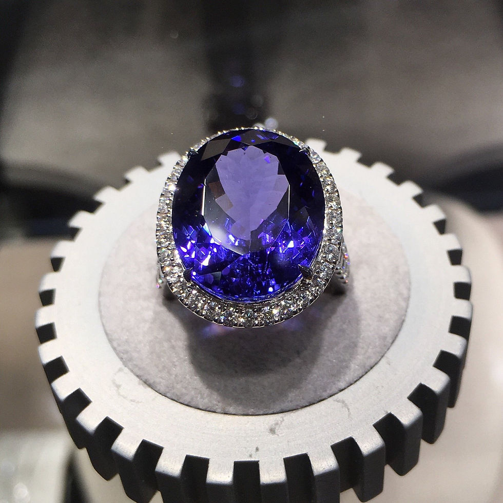 Miniature : Free tour dans un atelier de diamants et de pierres précieuses