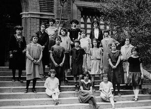 Fotografía histórica de Frida Kahlo y su familia