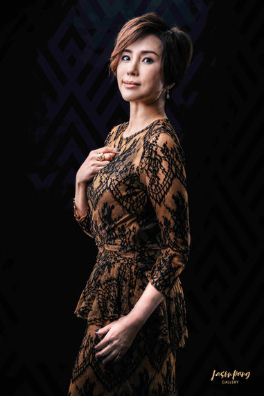 JAS08441 WM copy 2(edit) Portrait Photo.jpg