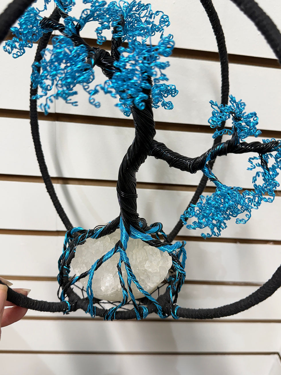Thumbnail: Wire tree of life with quartz cluster