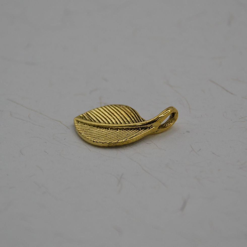 Thumbnail: Leaf Pendant